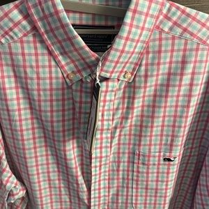 NWT Vineyard Vines Performance Shirt